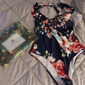 CUPSHE Women's One Piece Swimsuit Ruffle Deep V Ne